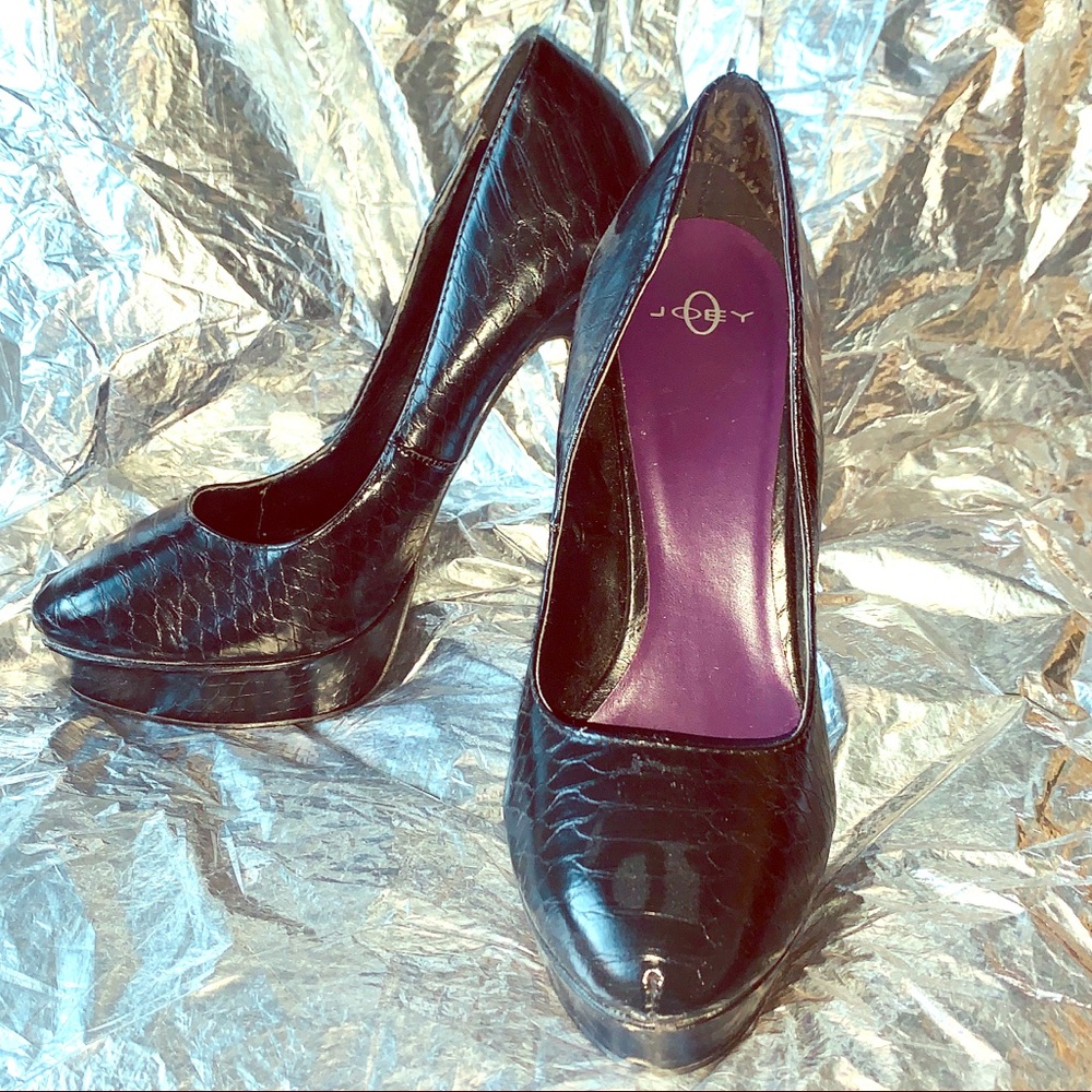 Joey Women’s size 8.5 Black Platform heels